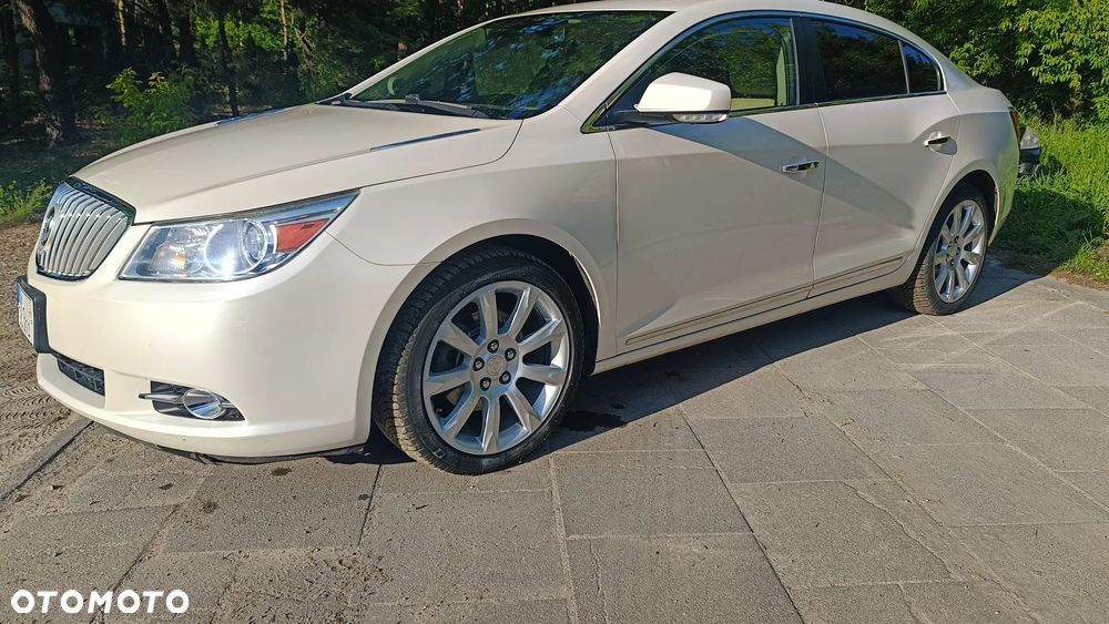 Buick Lacrosse - 20