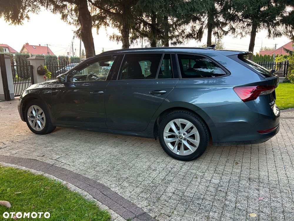 Skoda Octavia 2.0 TDI Ambition DSG - 9