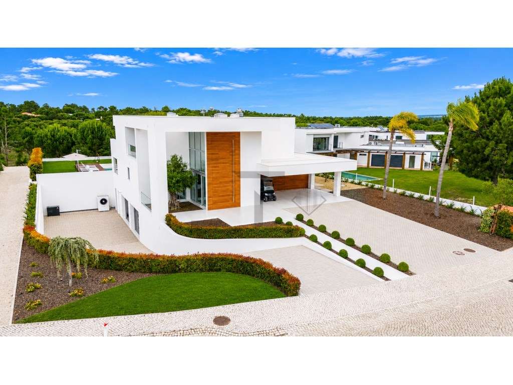 Moradia de Luxo T6 com Piscina para Venda no Golf da Quinta do Peru... - Grande imagem: 3/60