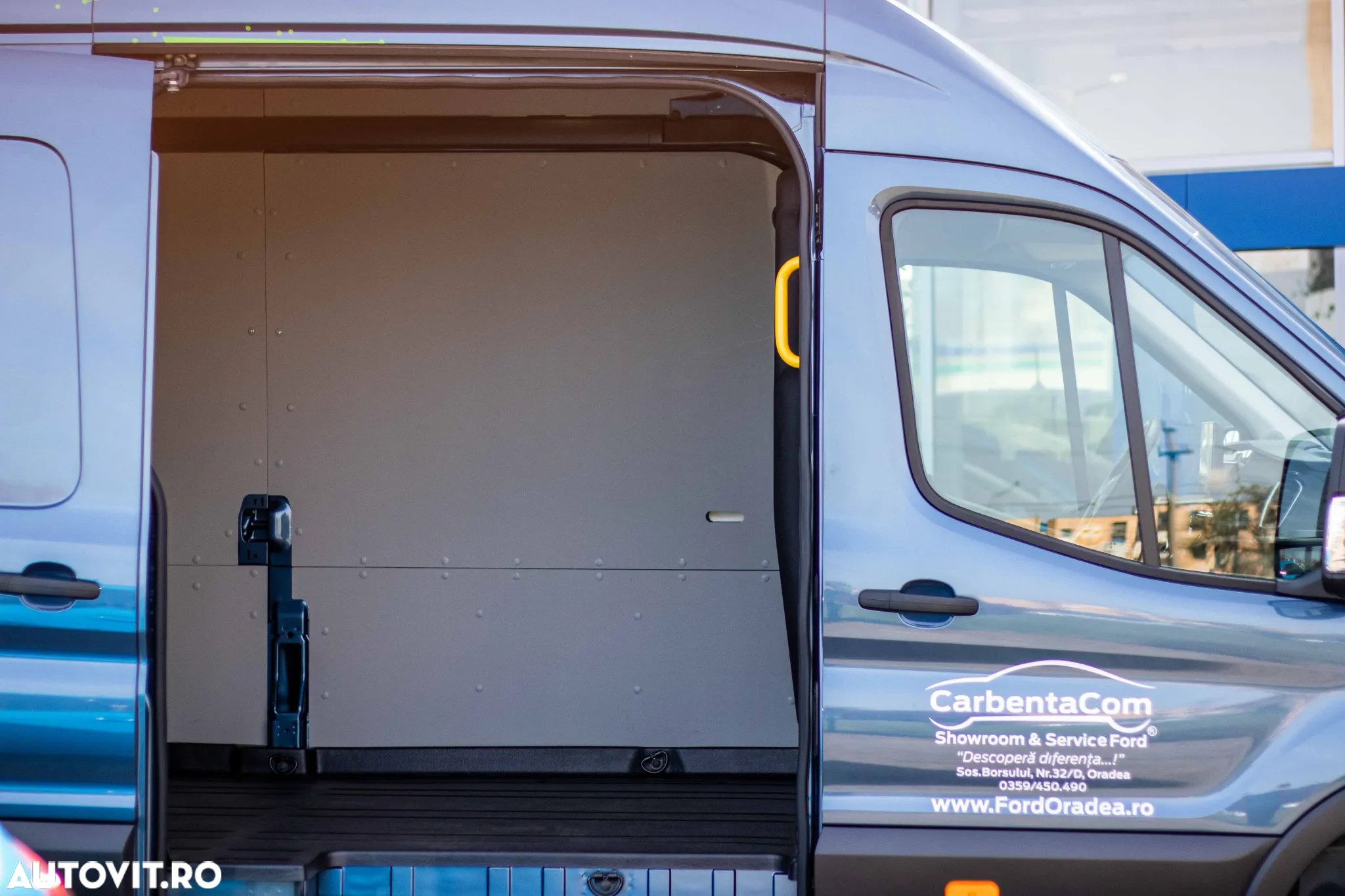 Ford E TRANSIT - 13