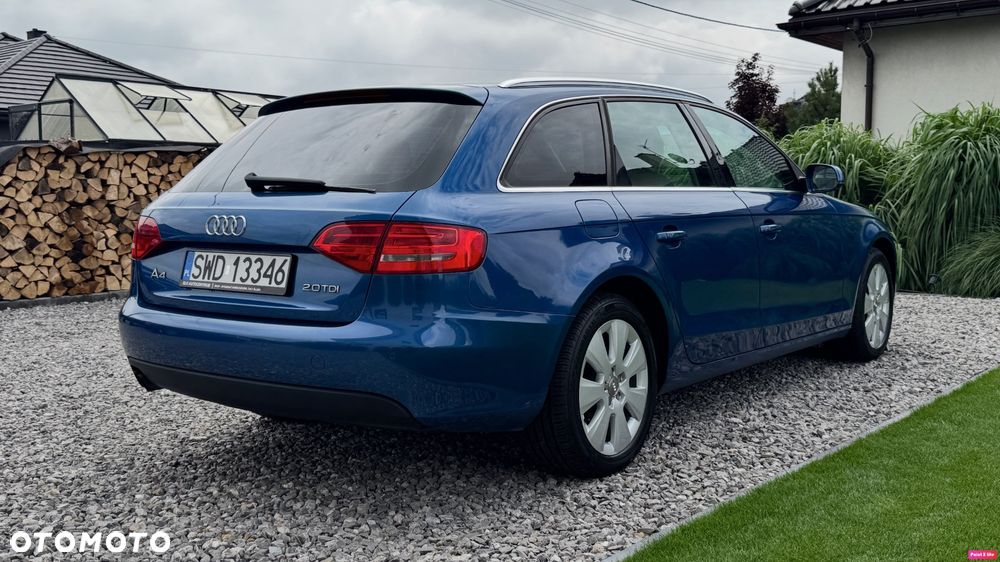 Audi A4 Avant 2.0 TDI DPF Ambiente - 17