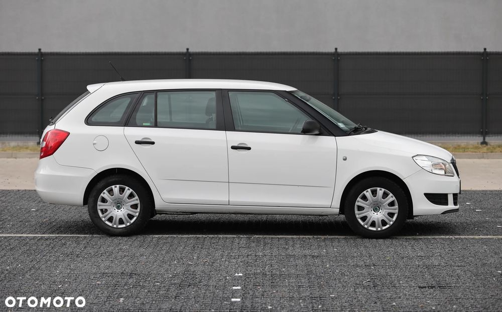 Skoda Fabia - 4
