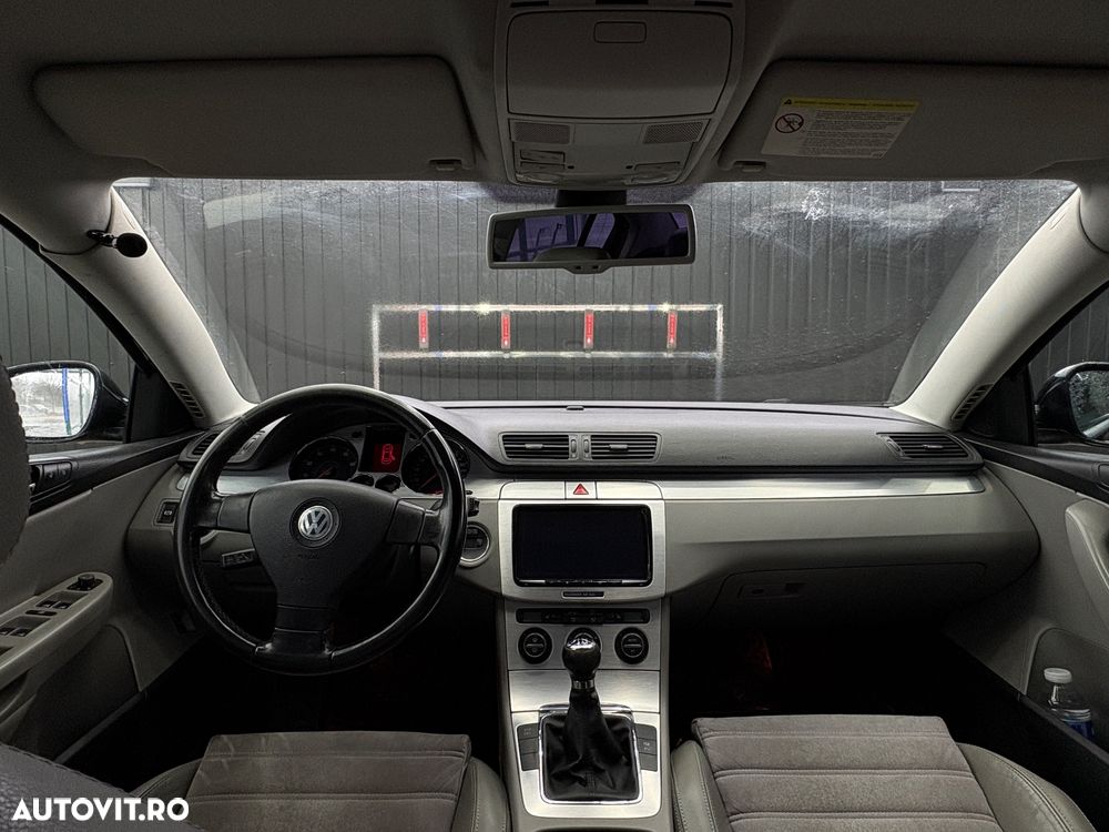 Volkswagen Passat 1.8 TSI Comfortline - 5