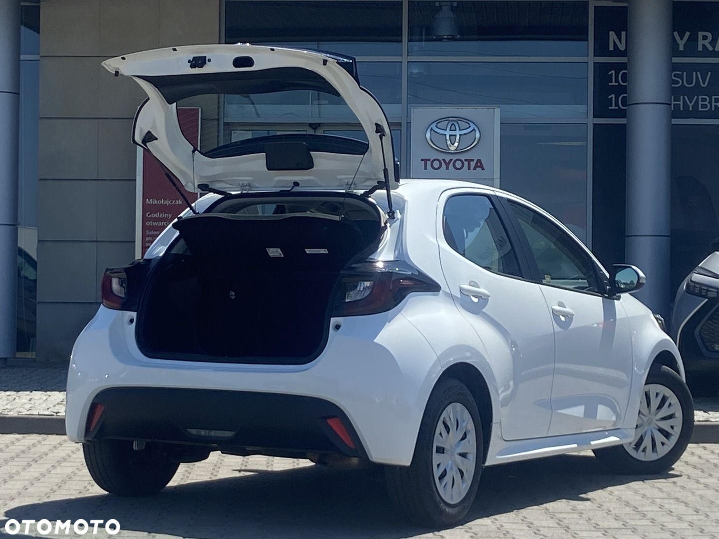 Toyota Yaris - 7