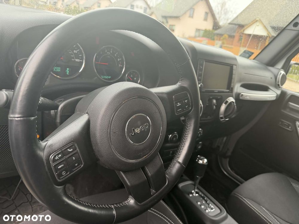 Jeep Wrangler 3.6 Unlim Sahara - 13