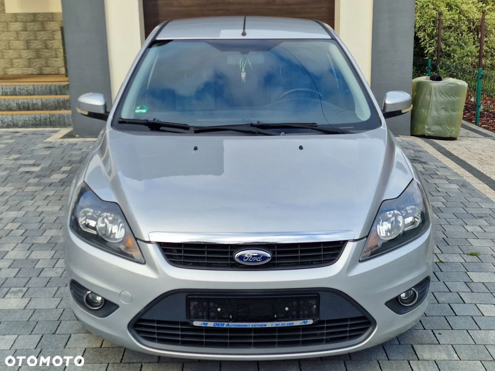 Ford Focus 1.8 FF Trend - 13