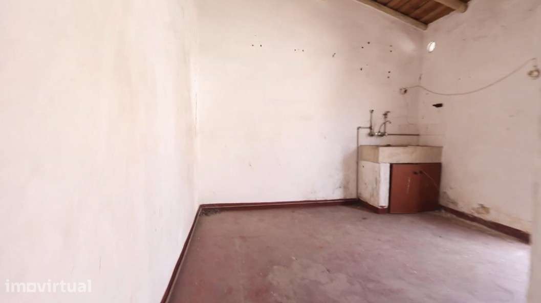 Moradia para Renovar em Alter do Chão (PARA OBRAS TOTAIS - IMAGENS IA) - Grande imagem: 4/30