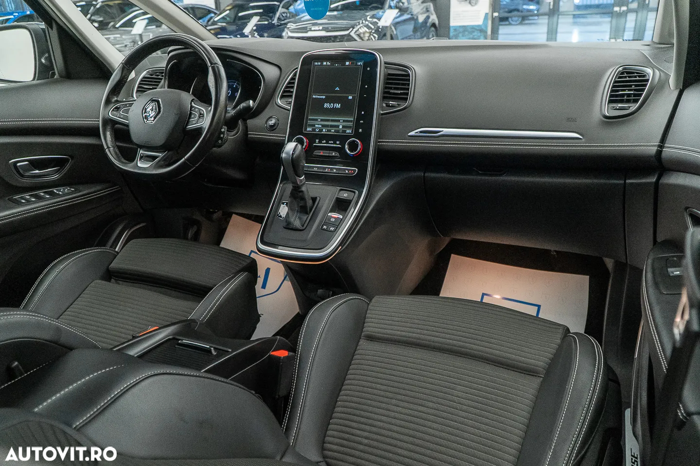 Renault Grand Scenic TCe 140 GPF EDC BOSE EDITION - 3