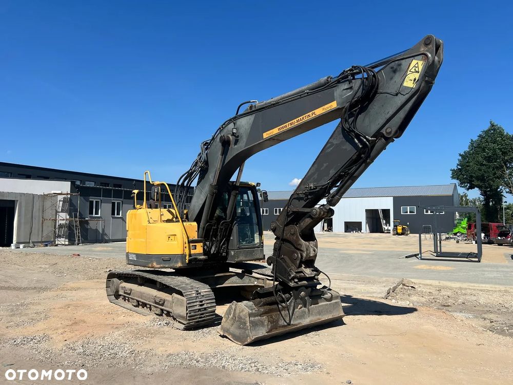 Volvo ECR235 - 1