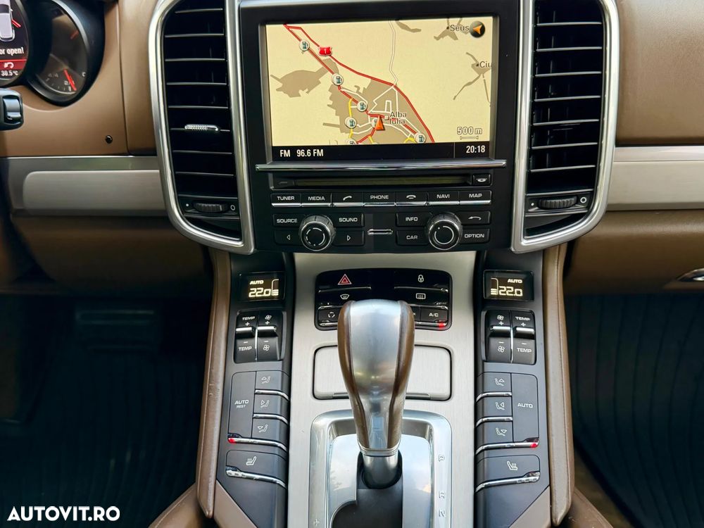Porsche Cayenne 3.0TD TipTronic - 15