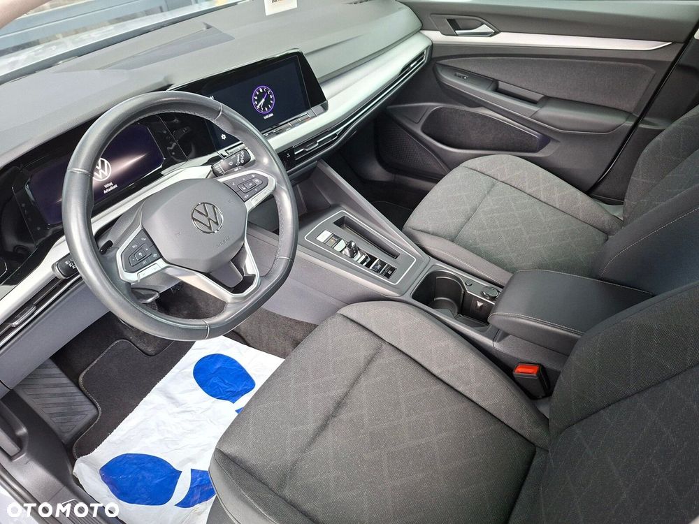 Volkswagen Golf - 12