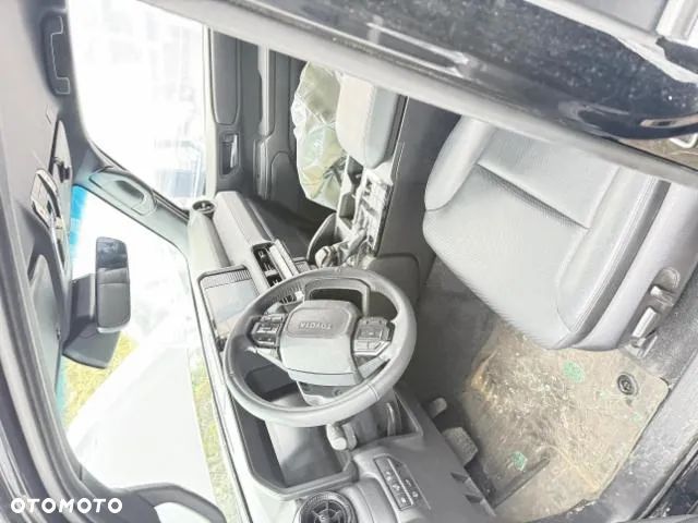 Toyota Land Cruiser 2.8 D-4D Automatik - 10