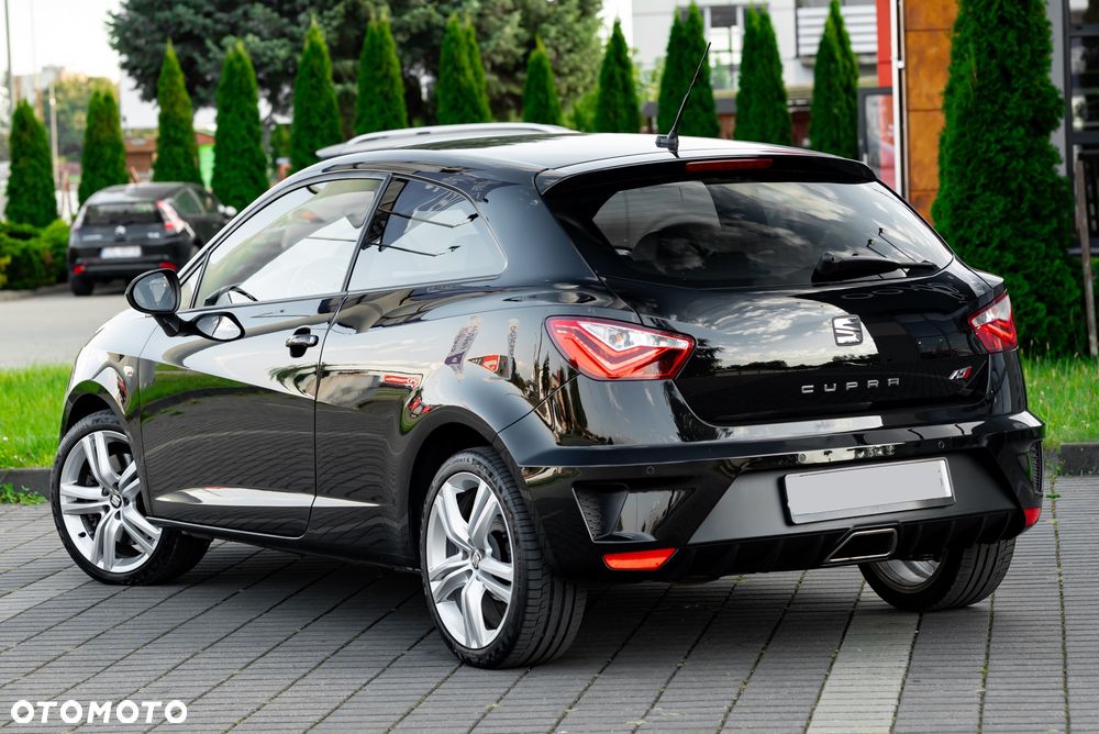 Seat Ibiza SC 1.8 TSI Cupra S&S - 12
