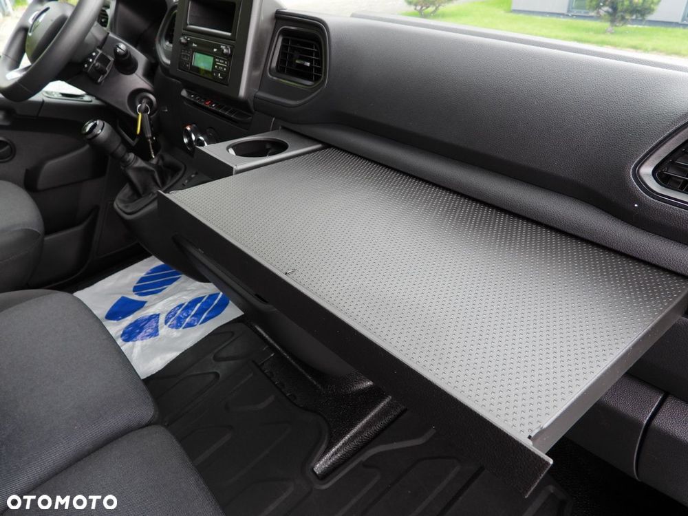 Renault MASTER  PLANDEKA 10 PALET WEBASTO TEMPOMAT LEDY PNEUMATYKA KLIMATYZACJA  165KM - 39