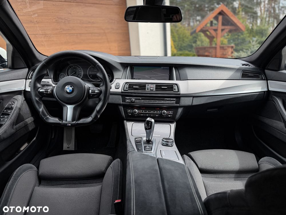 BMW Seria 5 525d Sport-Aut - 10