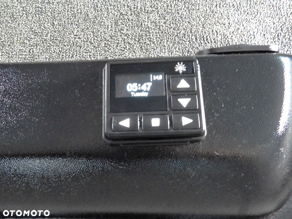 Iveco DAILY 35S18 PLANDEKA WINDA 8 PALET WEBASTO TEMPOMAT KLIMATYZACJA  180KM - 41