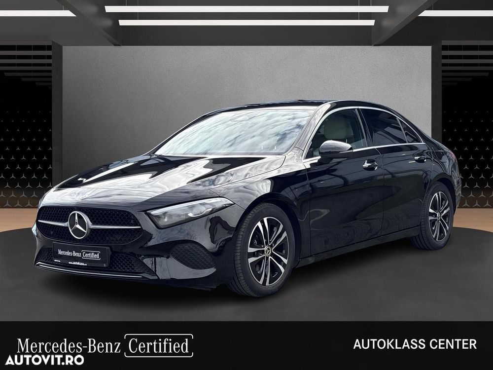 Mercedes-Benz A 180 Sedan 7G-DCT - 2