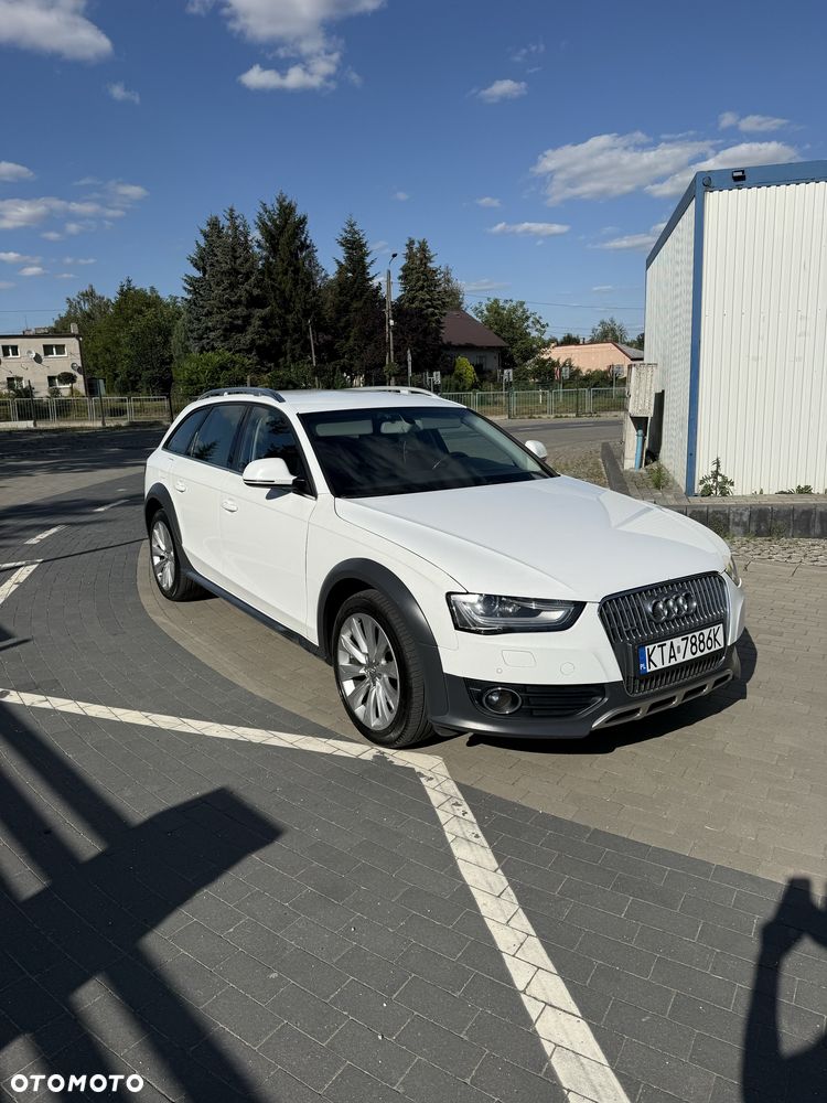 Audi A4 Allroad - 1