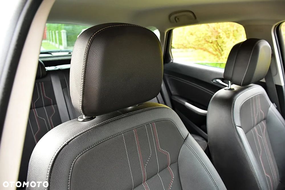 Opel Astra 1.4 Turbo Active - 31