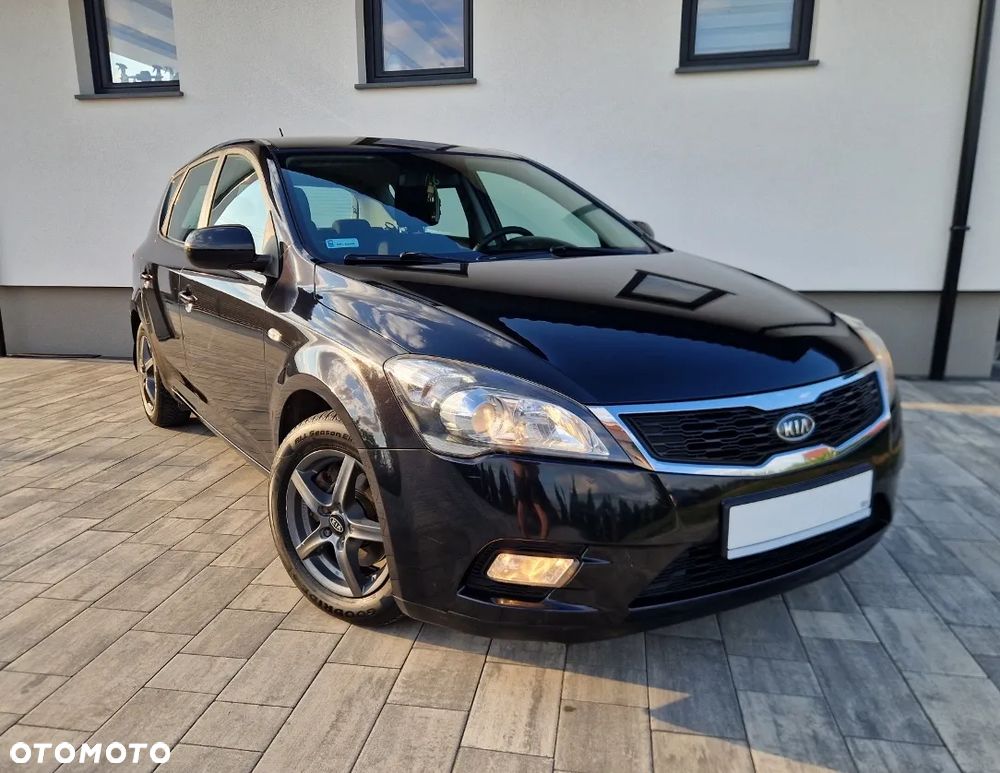 Kia Ceed 1.6 Comfort - 11