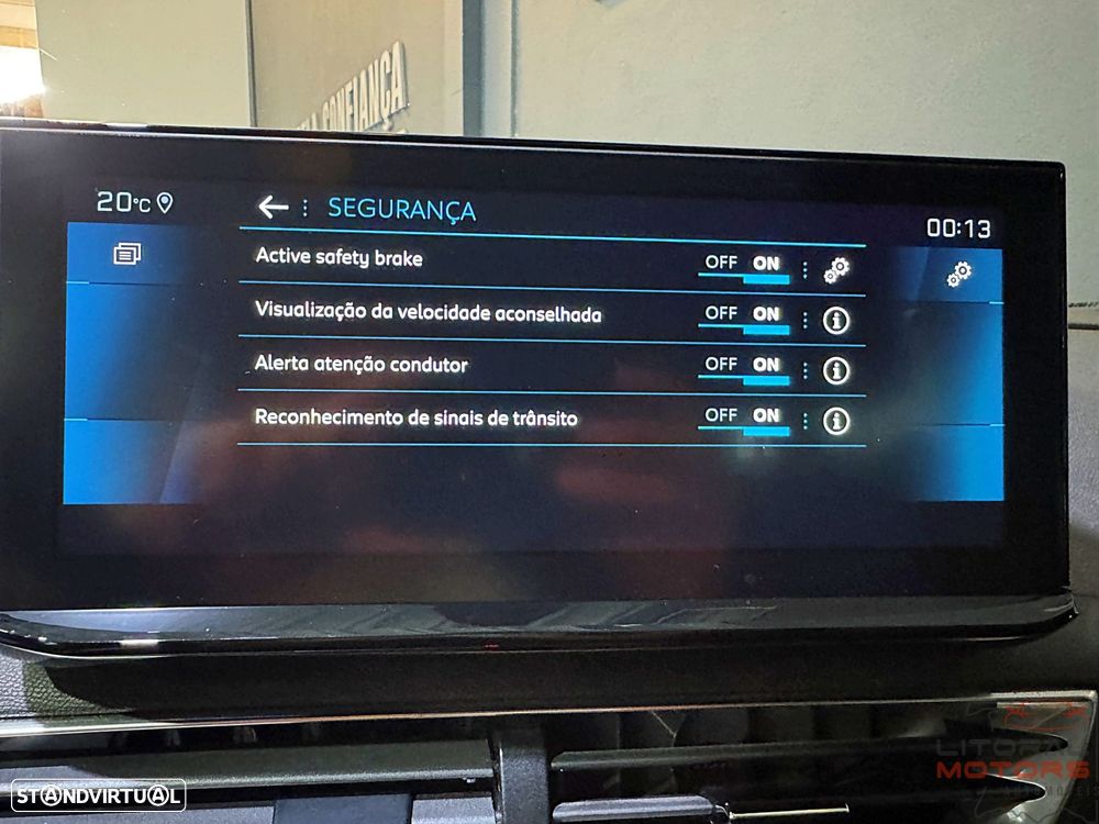 Peugeot 5008 1.2 PureTech Allure EAT8 - 31