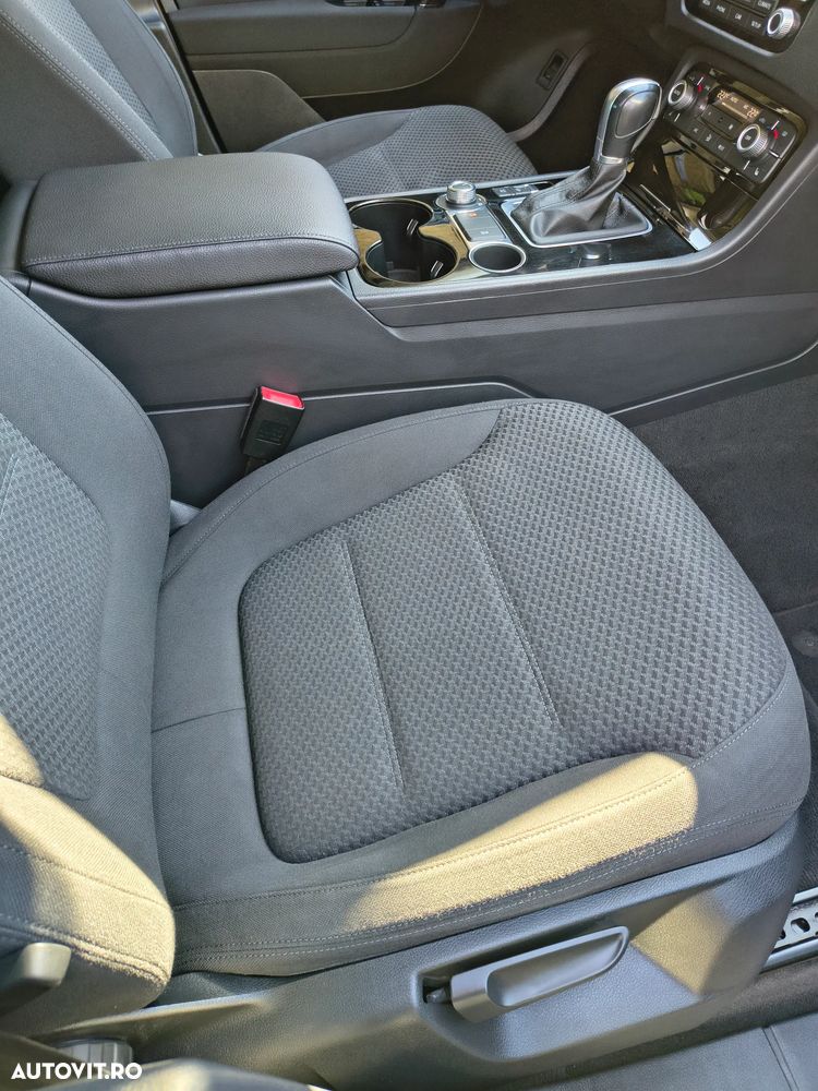 Volkswagen Touareg 3.0 V6 TDI BMT - 11