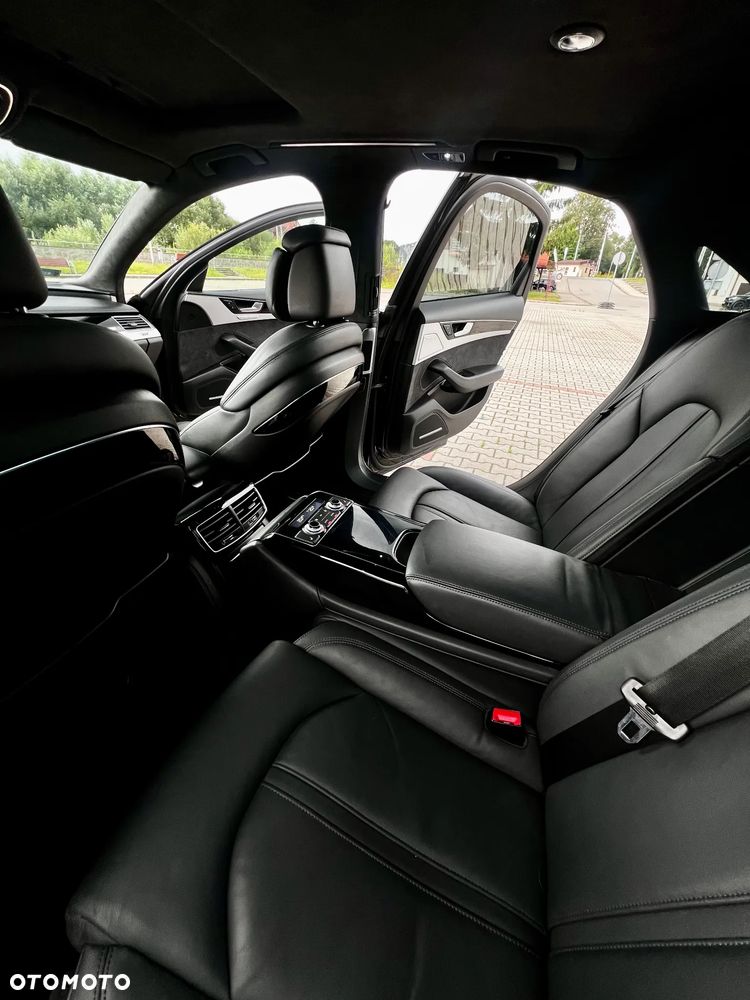 Audi A8 3.0 TDI clean diesel Quattro - 11