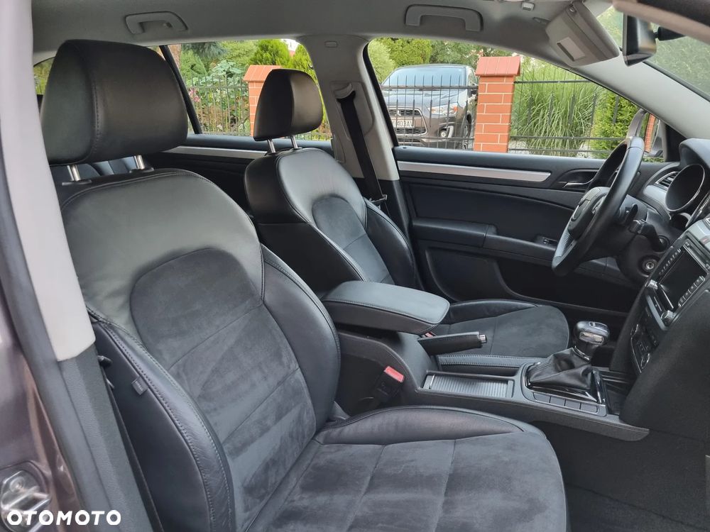 Skoda Superb 2.0 TDI Elegance DSG - 15