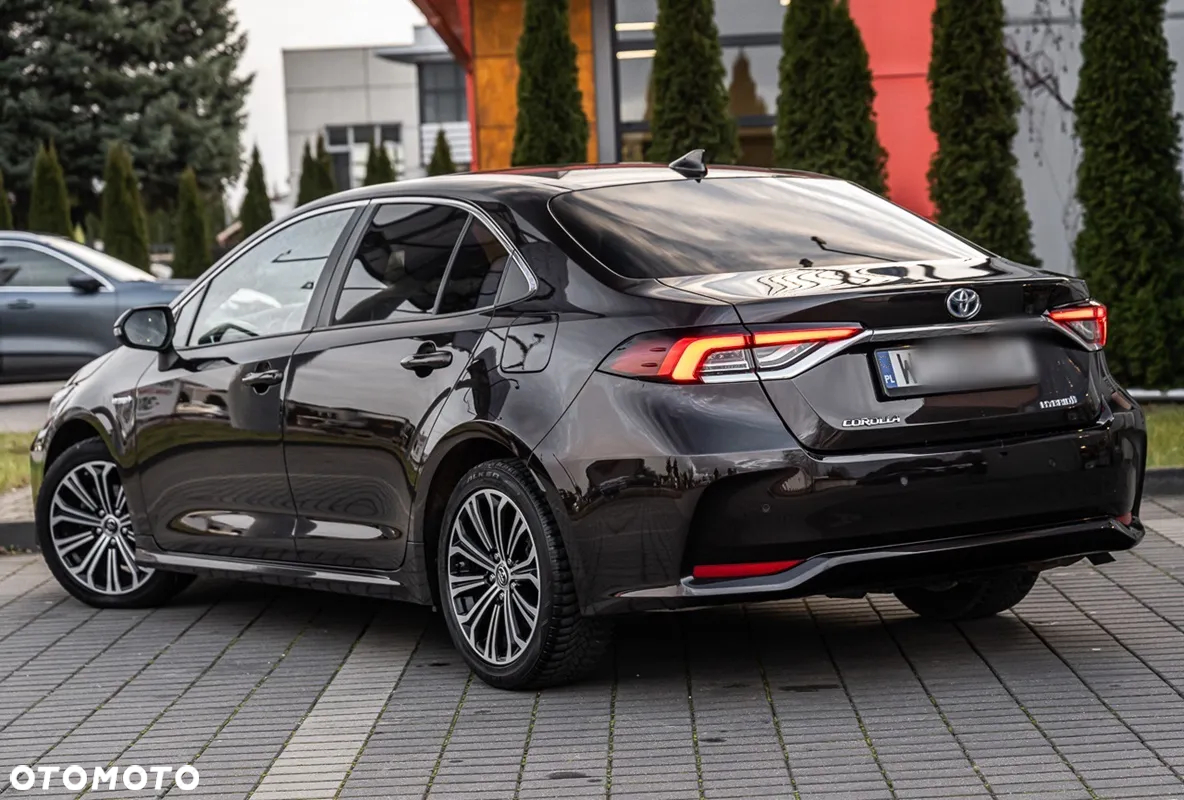 Toyota Corolla 1.8 Hybrid Executive - 9