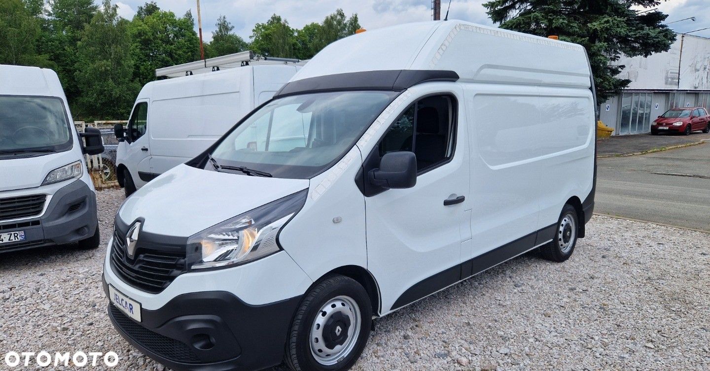 Renault Trafic - 1