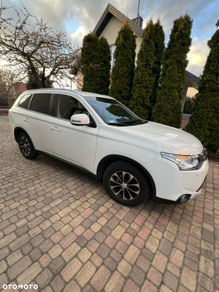 Mitsubishi Outlander 2.0 Intense 4WD CVT - 1