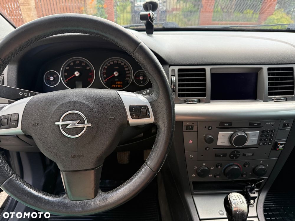 Opel Signum 2.0 T - 4