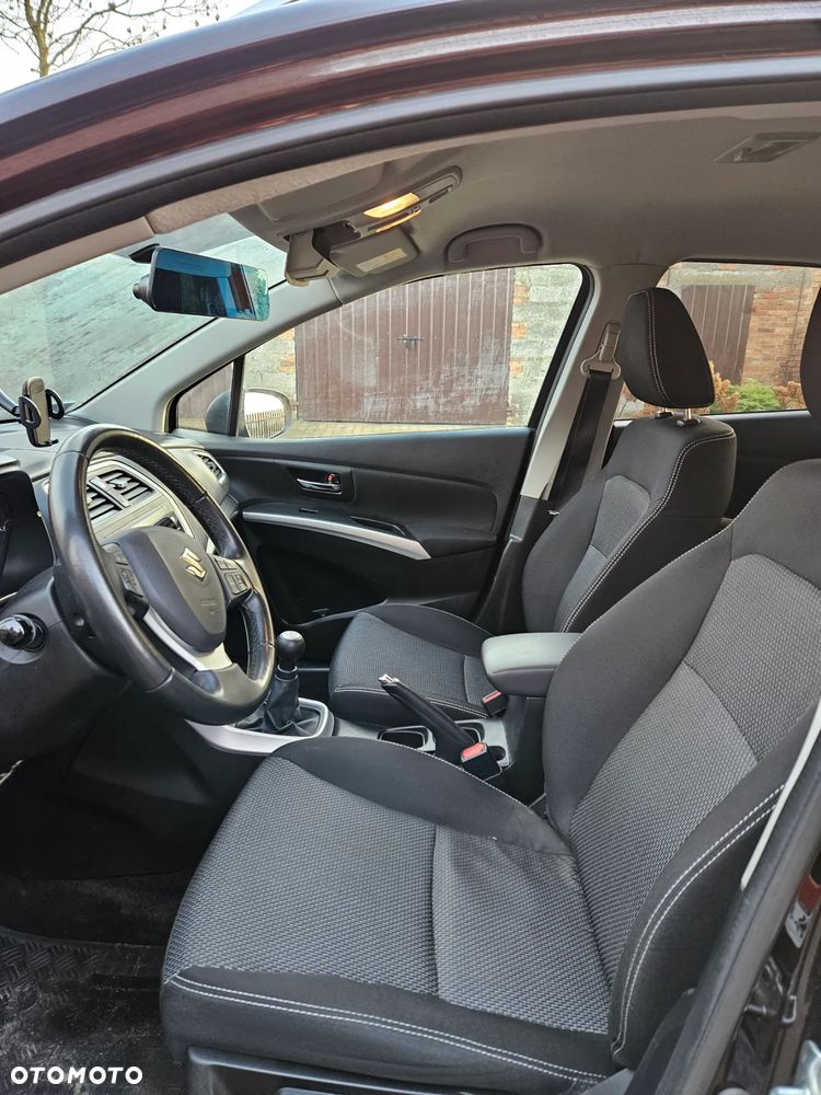 Suzuki SX4 S-Cross 1.6 Premium - 7