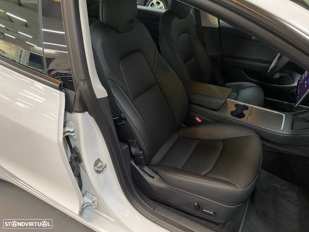 Tesla Model 3 Standard Range Plus RWD - 18