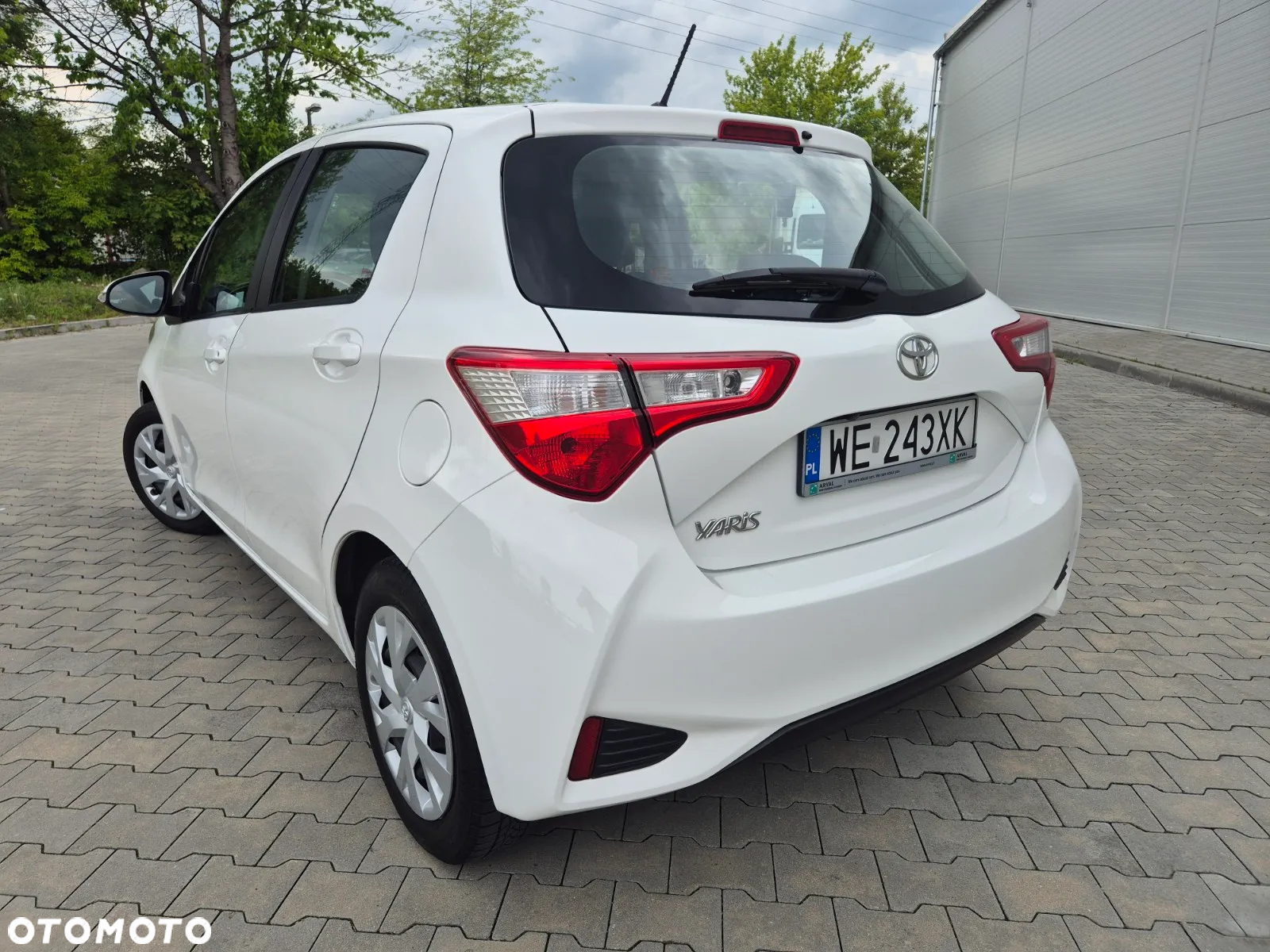 Toyota Yaris 1.5 Premium - 3