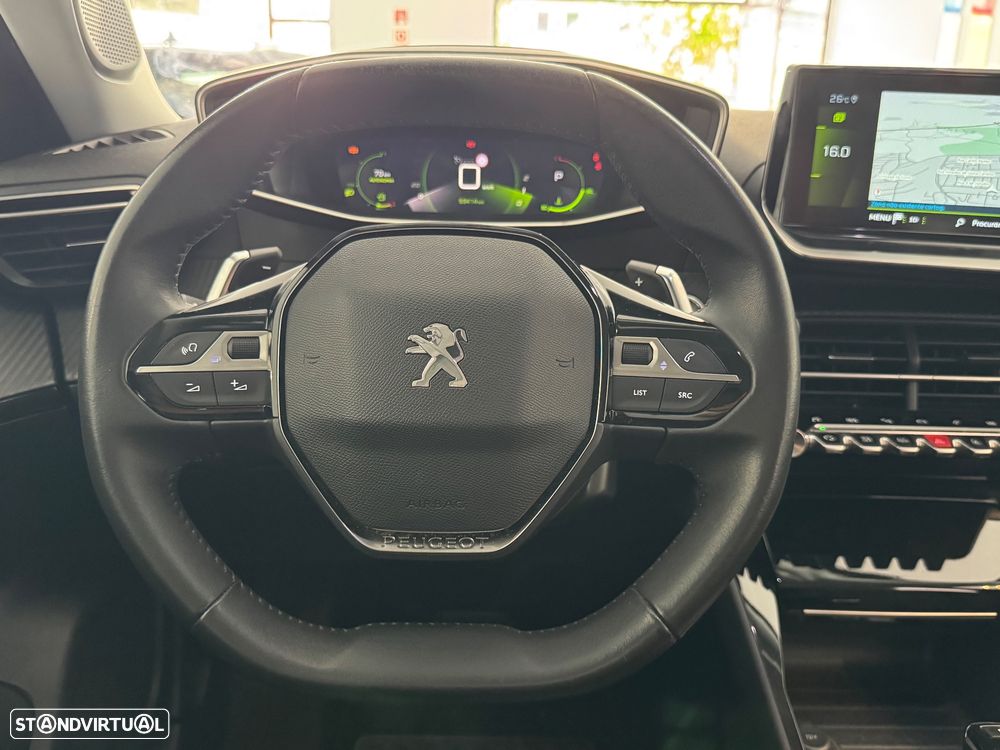 Peugeot 2008 1.2 PureTech Allure EAT8 - 20