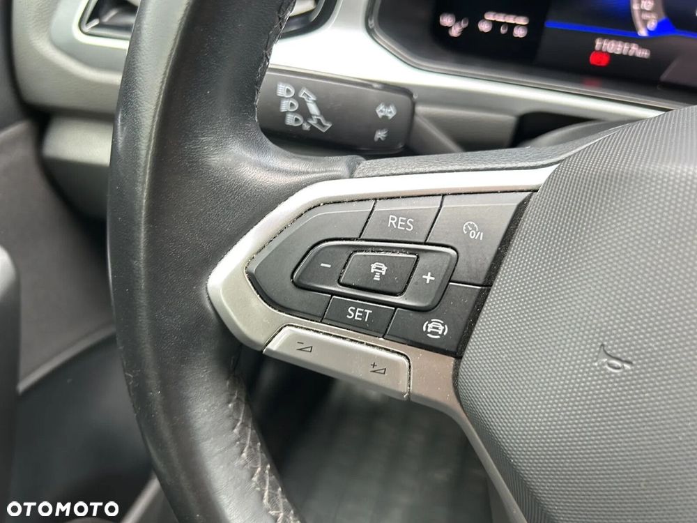 Volkswagen T-Roc 1.5 TSI Life - 22