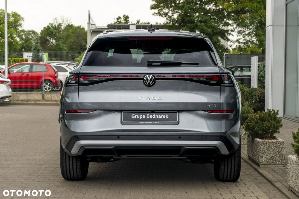 Volkswagen T-Roc - 8