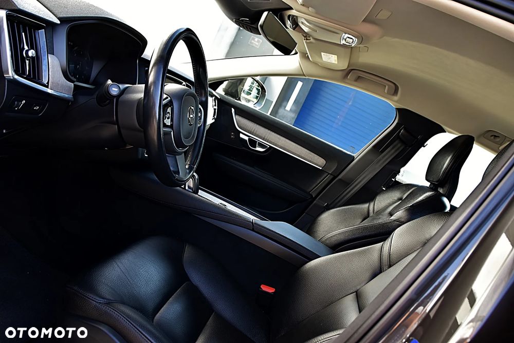 Volvo V90 Cross Country D4 AWD Pro - 14