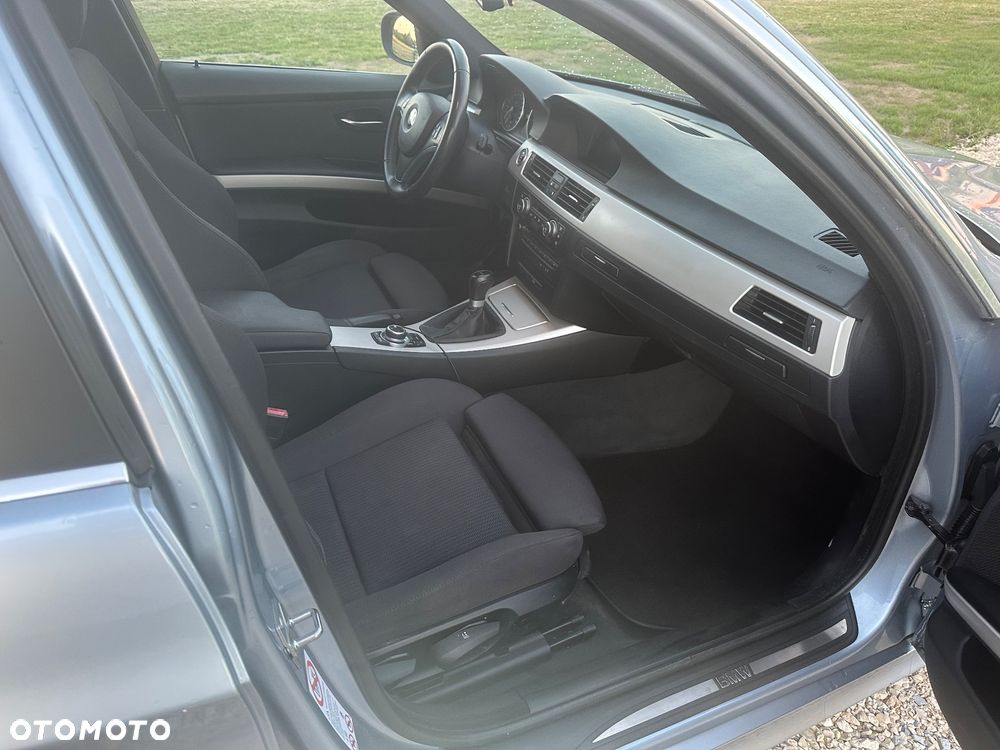 BMW Seria 3 - 13