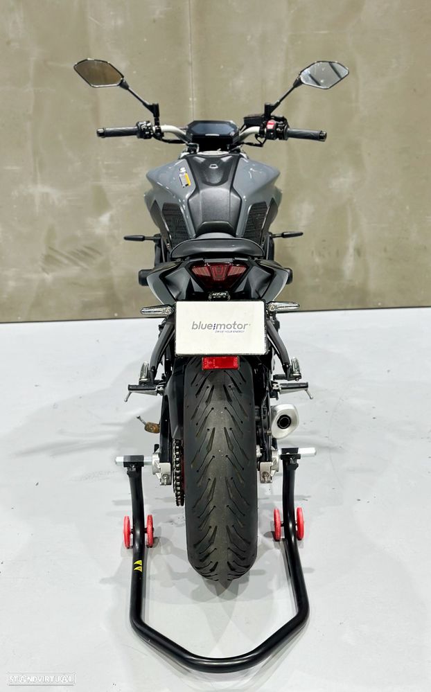 Yamaha MT-07 - 9