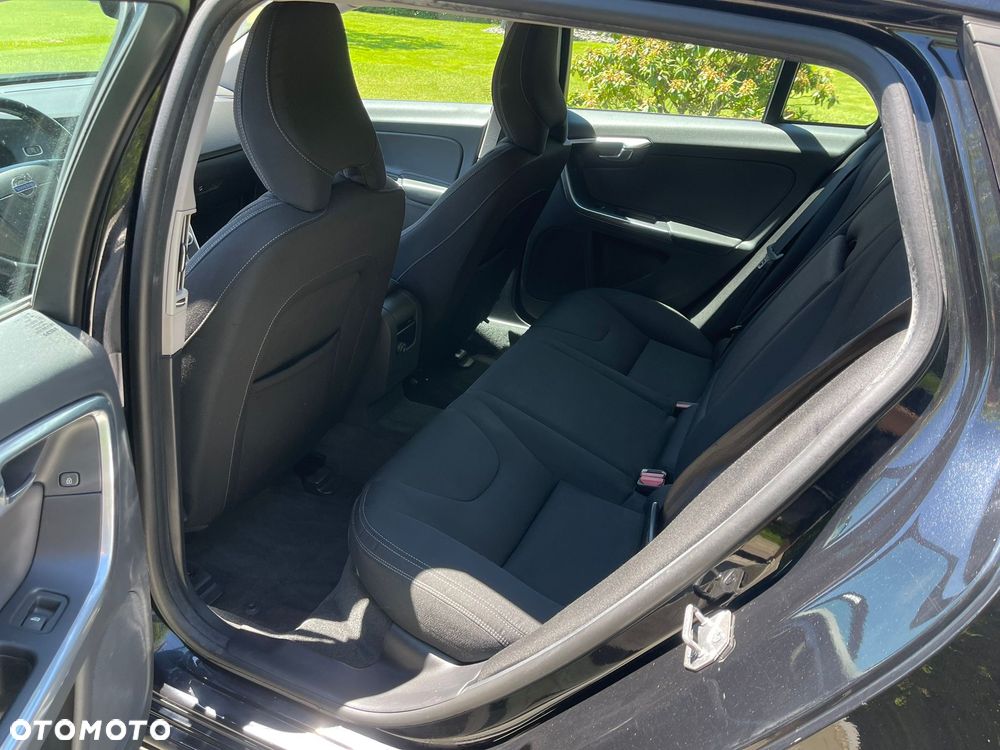 Volvo V60 D4 Edition - 5