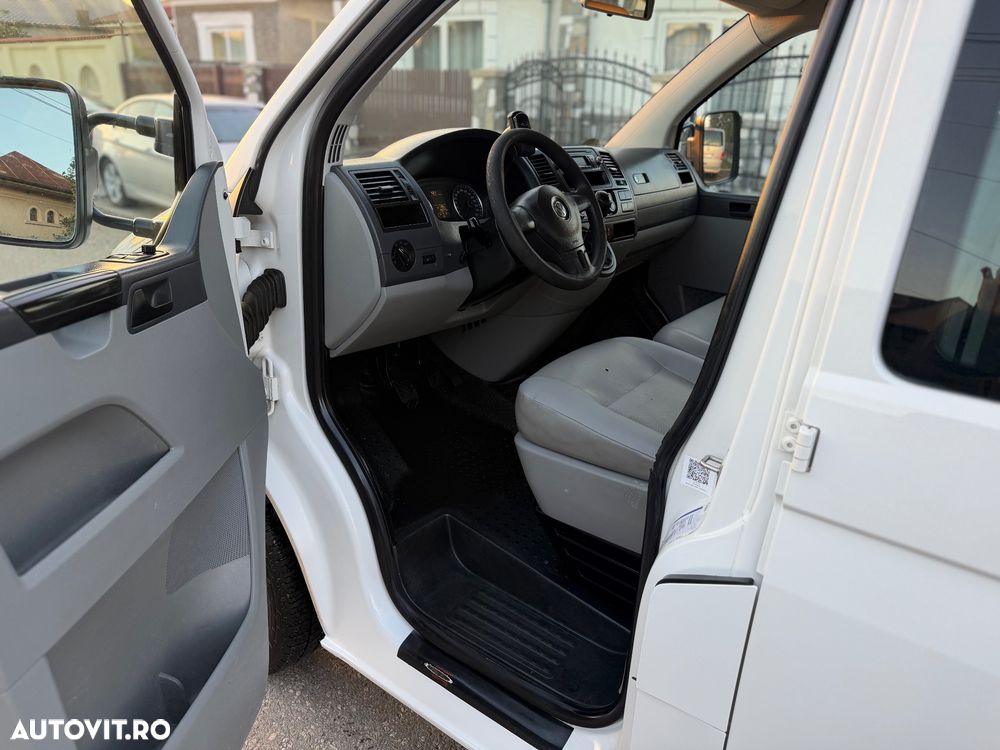 Volkswagen Transporter - 5