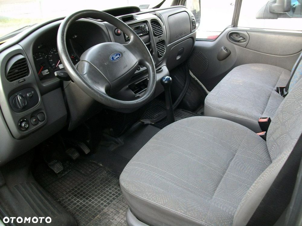 Ford Transit - 7