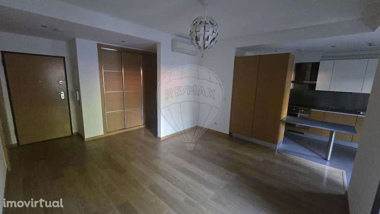 Apartamento T0 para venda - Grande imagem: 2/14