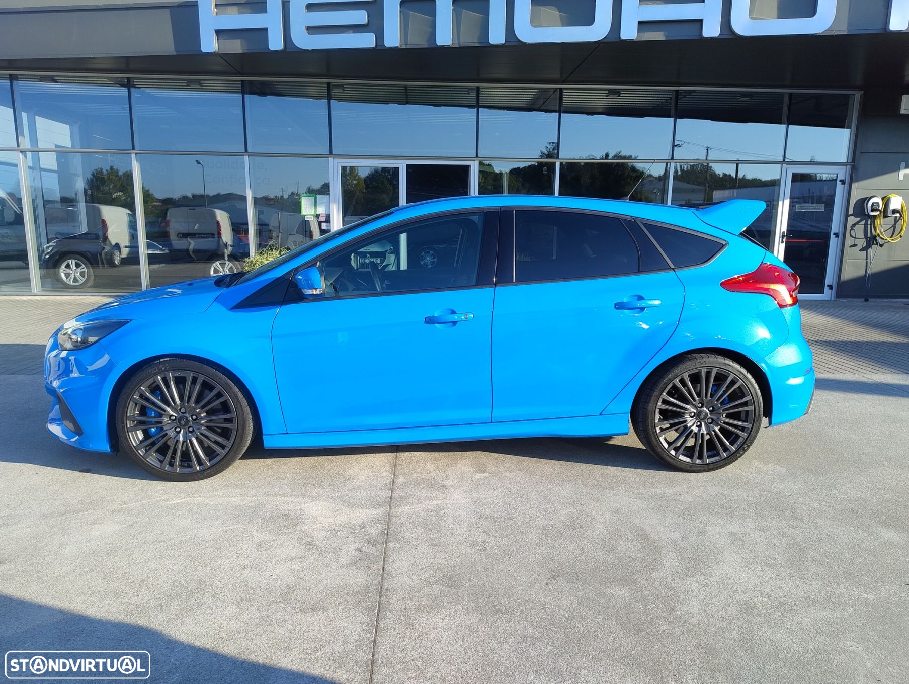 Ford Focus 2.3 EcoBoost RS - 12