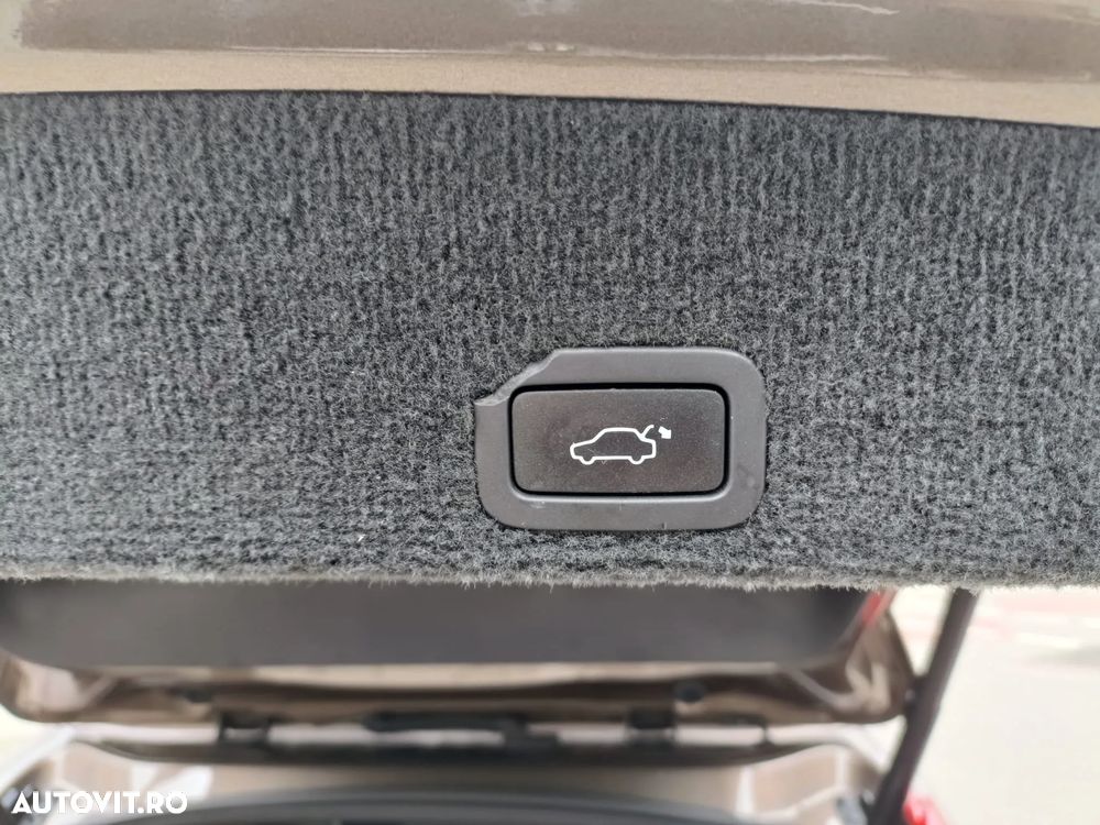 Volvo XC 60 D4 AWD Geartronic Summum - 23