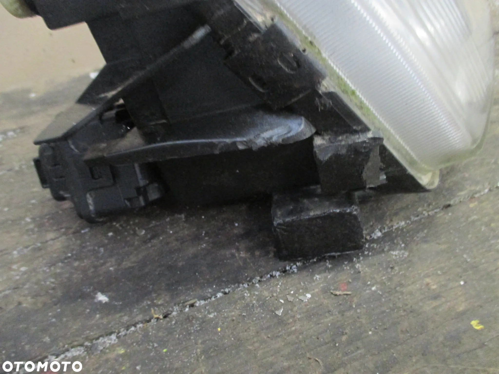 Lampa PRAWA  AUDI A3 8L HELLA EUROPA - 3