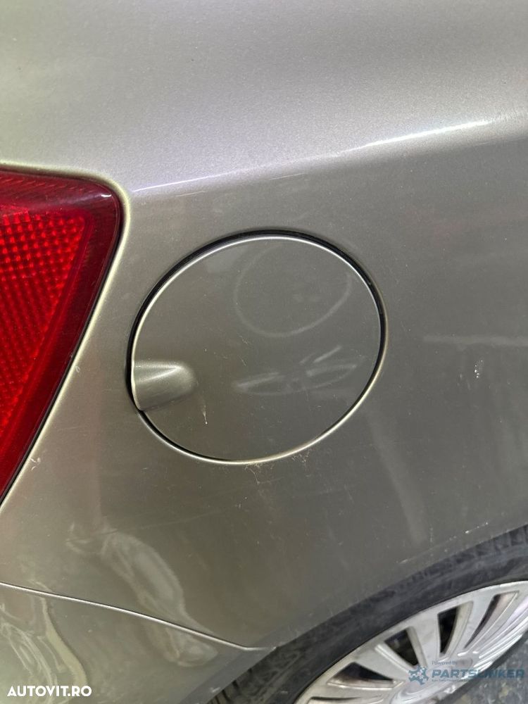 Ornament usita rezervor combustibil SKODA FABIA II 542 2006 - 2014 1.2 1.2 BBM, CHFA 5J6809857A - 1