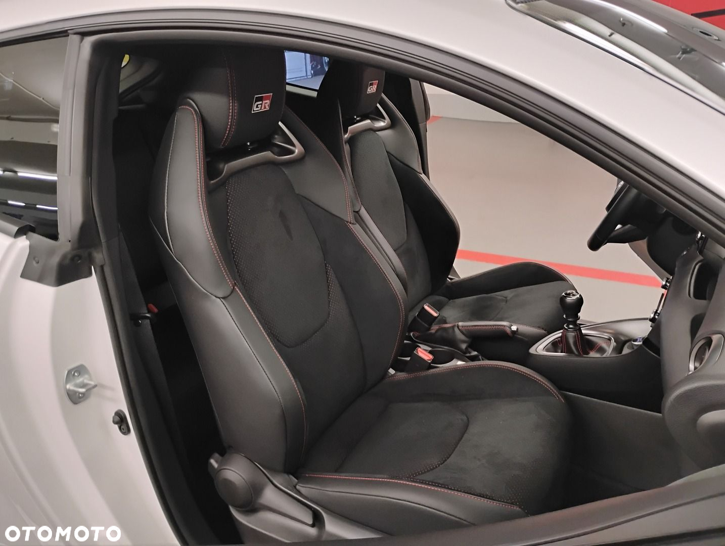 Toyota Yaris GR 1.6 Dynamic - 18